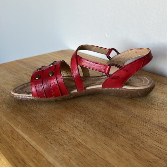 Jafa 124 Red Studded Toe Sandals Size 37 - Picture 3 of 8